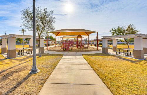 Outdoor Oasis and Community Perks Goodyear Gem - Foto 30