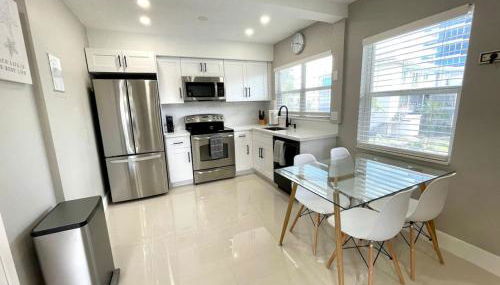 Renovated Intercoastal 2Bdrm 1 bath condo Walk to Beach - Foto 5, stove, dishwasher