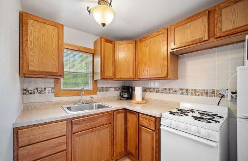 Lake Huron Escape Waterfront Firepit - Foto 8