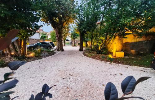 Chez Emma et Louise - Maison individuelle avec stationnement gratuit - Foto 14