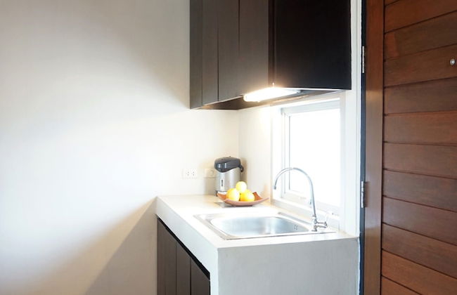 Phompassorn Apartment - Photo 8