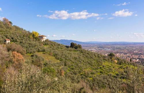 Villa in Uzzano with Private Pool & Garden - Foto 40