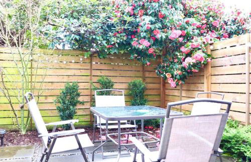 Entire Stunning Townhouse 3br/2.5ba w Parking - Foto 39