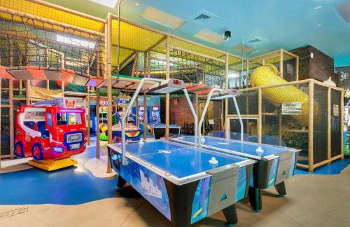 Fun Resort Lazy River & Arcade 15 Min to Disney - Foto 57