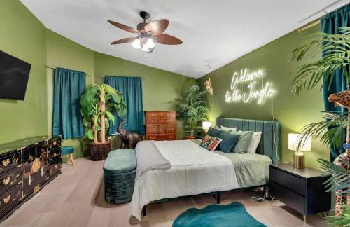 Designer Stylish Villa by Sawgrass with Hot Tub and Arcade Games - Foto 1