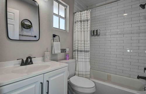 Family Friendly 5BR Tampa Home 10Min To Downtown - Foto 12