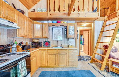 Denmark Waterfront Cabin with Dock and Charcoal Grill! - Foto 10