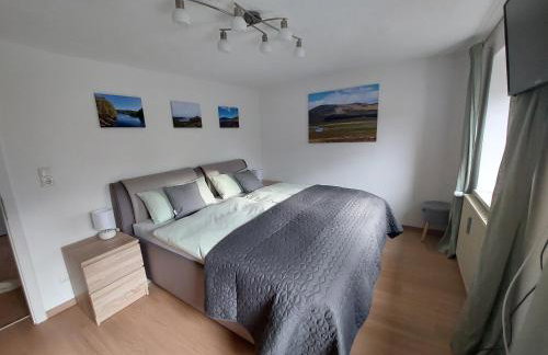 Haus Am Stadtschloss FeWo 3 Zimmer Küche Bad - Foto 4