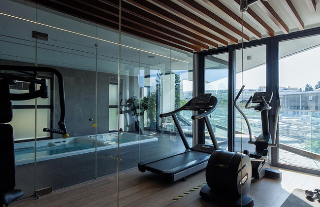 Central Park Residence - Photo 61