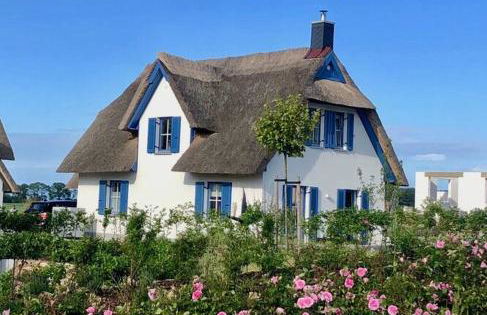 Reetdachhaus Seasons mit Kamin & Sauna - Foto 1