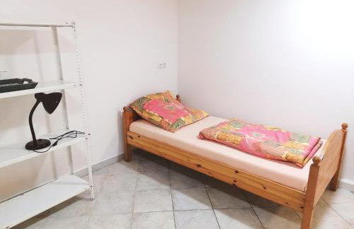 Souterrain Monteur Arbeiter 2-Zimmer Wohnung Kassel - Foto 12