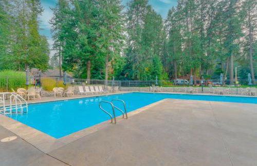 Cozy 2BR Condo Walk to Lake, Saltwater Pool and Golf - Foto 5