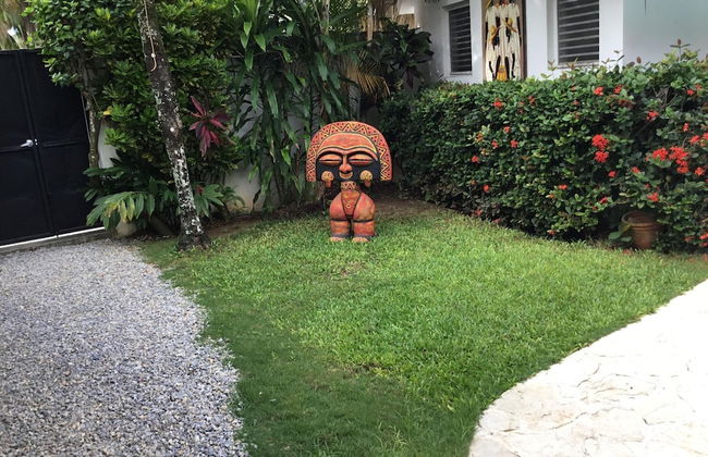 Pretty Caribbean Style Villa - Photo 16