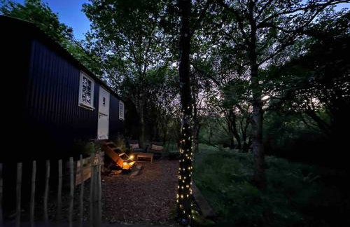 Shepherd's Hut - Sleeps 2 - Pet Friendly - Parking - Foto 26