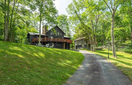 6 Br Cabin Hot Tub Fire Pit Min to Hatley Pointe - Foto 61