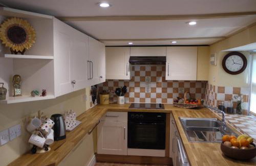 Corner House - Photo 11