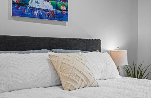 NFL Game-Day Base South Side near Acrisure - Foto 28