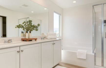 Desert Eden by Avantstay 6BR w/ Ensuite Backyard Oasis w/ Pool & Hot Tub! - Foto 42