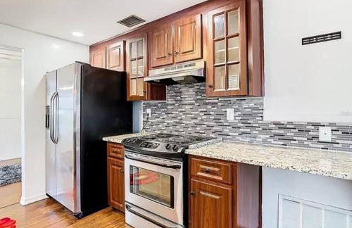 Beautiful specious pool house, feel home - Foto 22