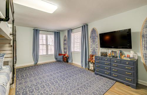 Fish, Boat and Hike Lakefront Home with Game Room! - Foto 30