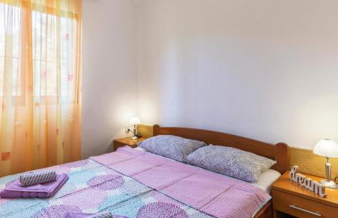 Stunning Apartment In Marcana - Foto 14