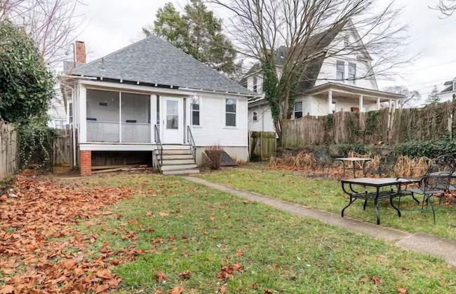 Cozy Cape Cod Bungalow - Foto 17