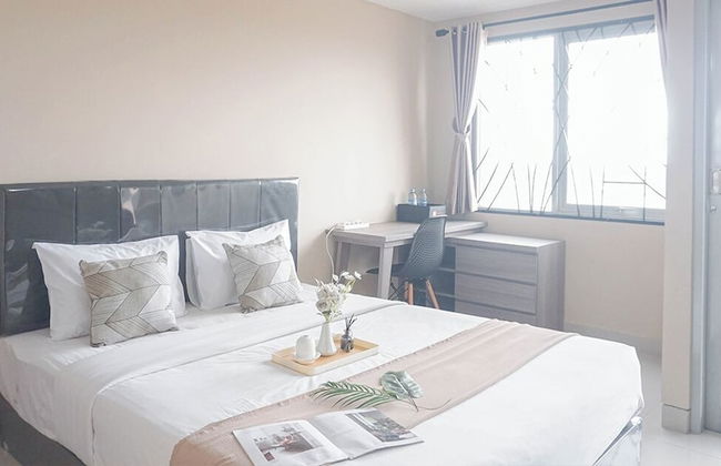 Good Choice and Comfy Studio Apartment at LRT City Jatibening - Photo 2
