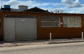 Casa ampla e bem localizada - 1 rua da praia - Foto 3