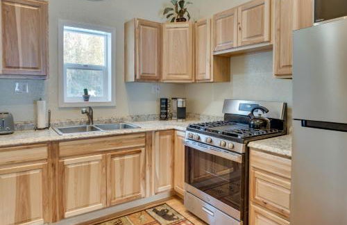 Soldotna Vacation Rental about 8 Mi to Kenai River! - Foto 7