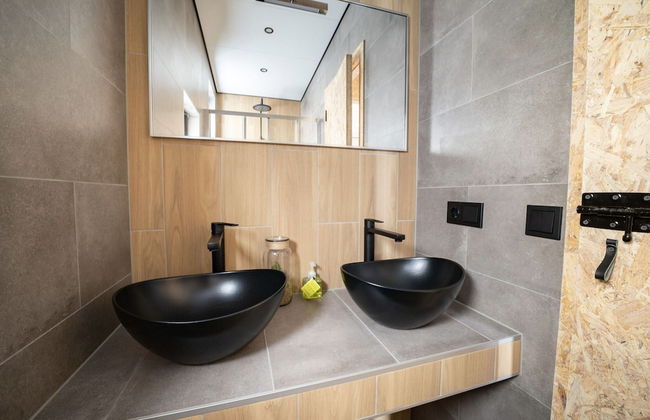 Modern Chalet by the River Maas - Photo 10