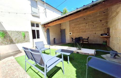 La Maison Douessine - Hyper Centre Doué La Fontaine - WIFI gratuit -Proche Bioparc Zoo - Photo 1