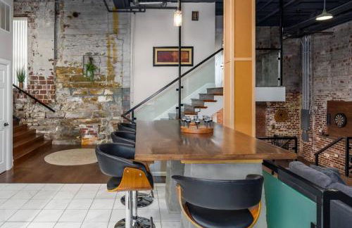 Unique and Charming Downtown Apt - Foto 9