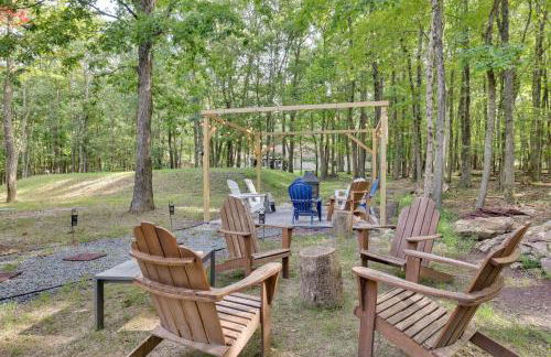 Game Room and Home Theater! Immaculate Poconos Lodge - Foto 36