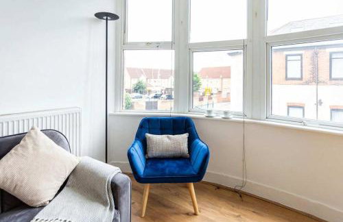 Modern 3 Bedroom Home with Parking in Southend - Foto 8