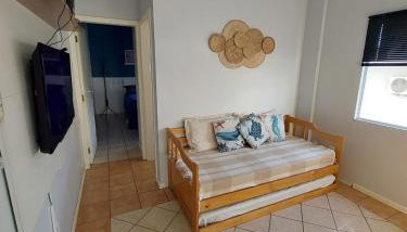 Excelente Apartamento a 1 quadra e meia do mar - Foto 5