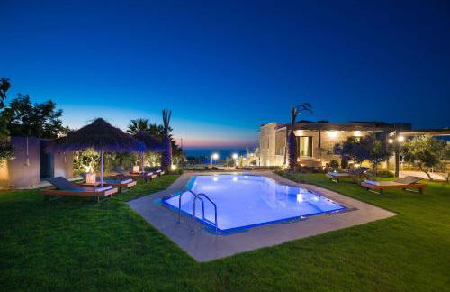 Velvet Breeze Superior Villa - Photo 1