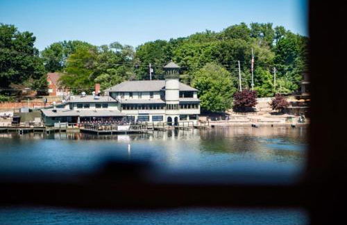 Lake Front Outdoor Living Sleeps 8 - Foto 26