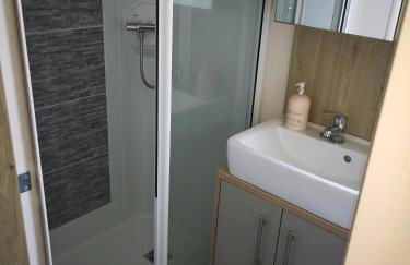 Lake Escape - Hoburne Cotswolds - Foto 15