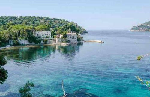 Villa d exception avec terrasse, jacuzzi, vue mer, parking, en plein cœur du village de Eze - Foto 64