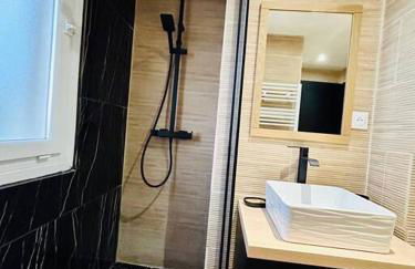 T4 jolie vue avec jaccuzzi - Photo 10