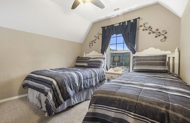 Foggy Bay Bungalow - Photo 9