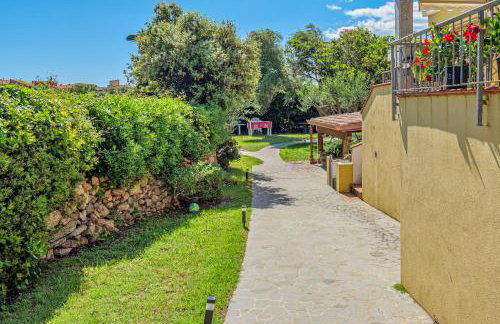 Agata verde con terrazza e giardino - Foto 11