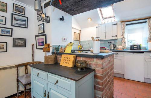 Beach Cottage - Photo 12