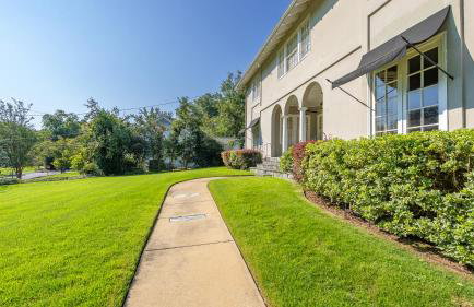 Group Getaway in a Grand Historic Home 15 minutes to Fort Benning Sleeps 10 - Foto 26