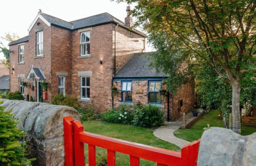 River Cottage at Old Post Office - Photo 32