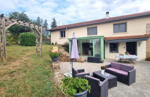 Gîte spacieux avec jardin et terrasse à Saint-Galmier - FR-1-496-300 - Foto 22