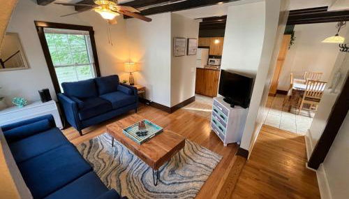 Cozy 3BR Beach House by the Sea - Foto 2