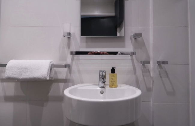 Sun Street ApartHotel - Photo 42