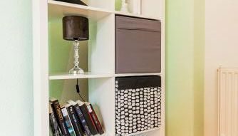 Helle Wohnung mit Balkon & moderner Küche - ideal für Paare mit Kind - Foto 2