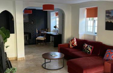 Pelican House - Photo 14